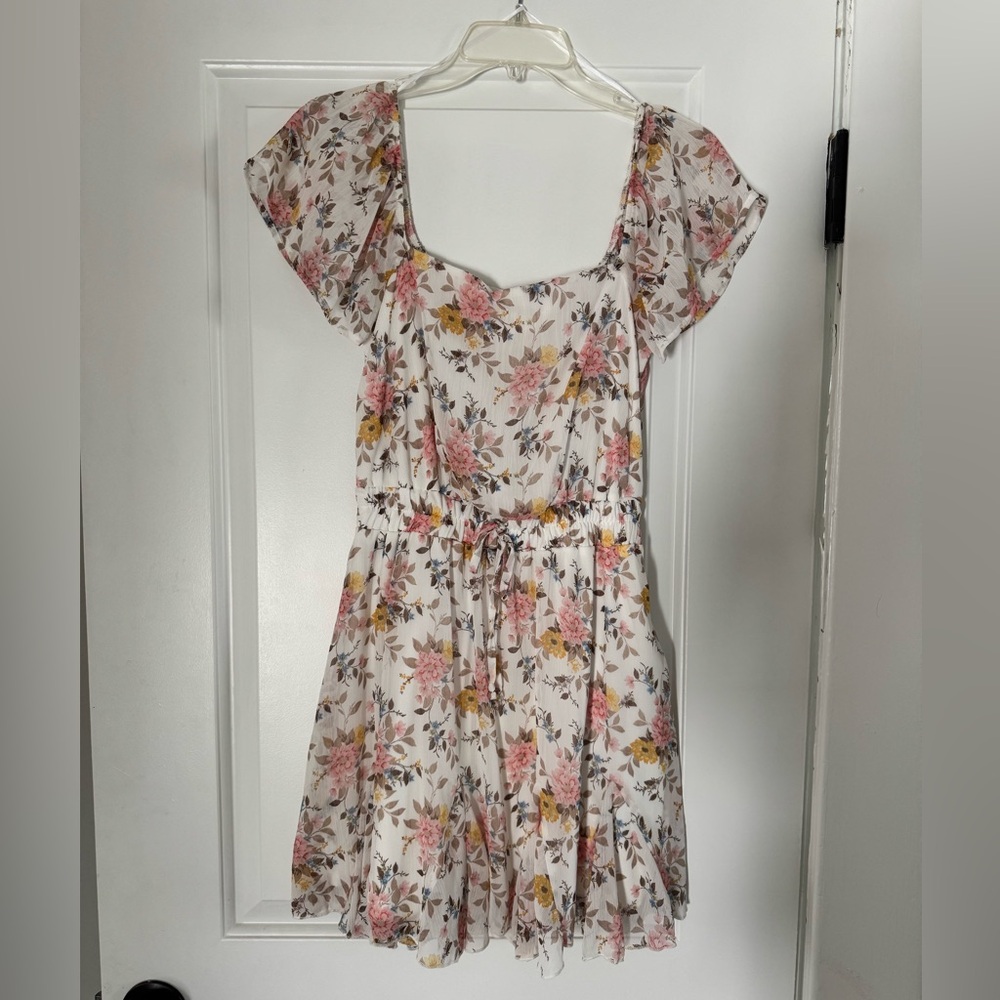 Francesca’s Floral Print Dress